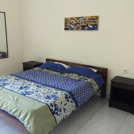Jero Harum Homestay Krambitan Exterior photo