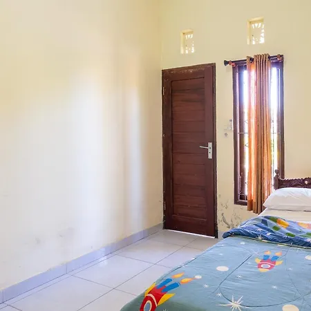 Jero Harum Homestay Krambitan Exterior photo